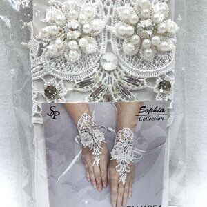 White Lace and Rhinestone Sheer Fingerless Gloves - Full Hand Coverage - Medium